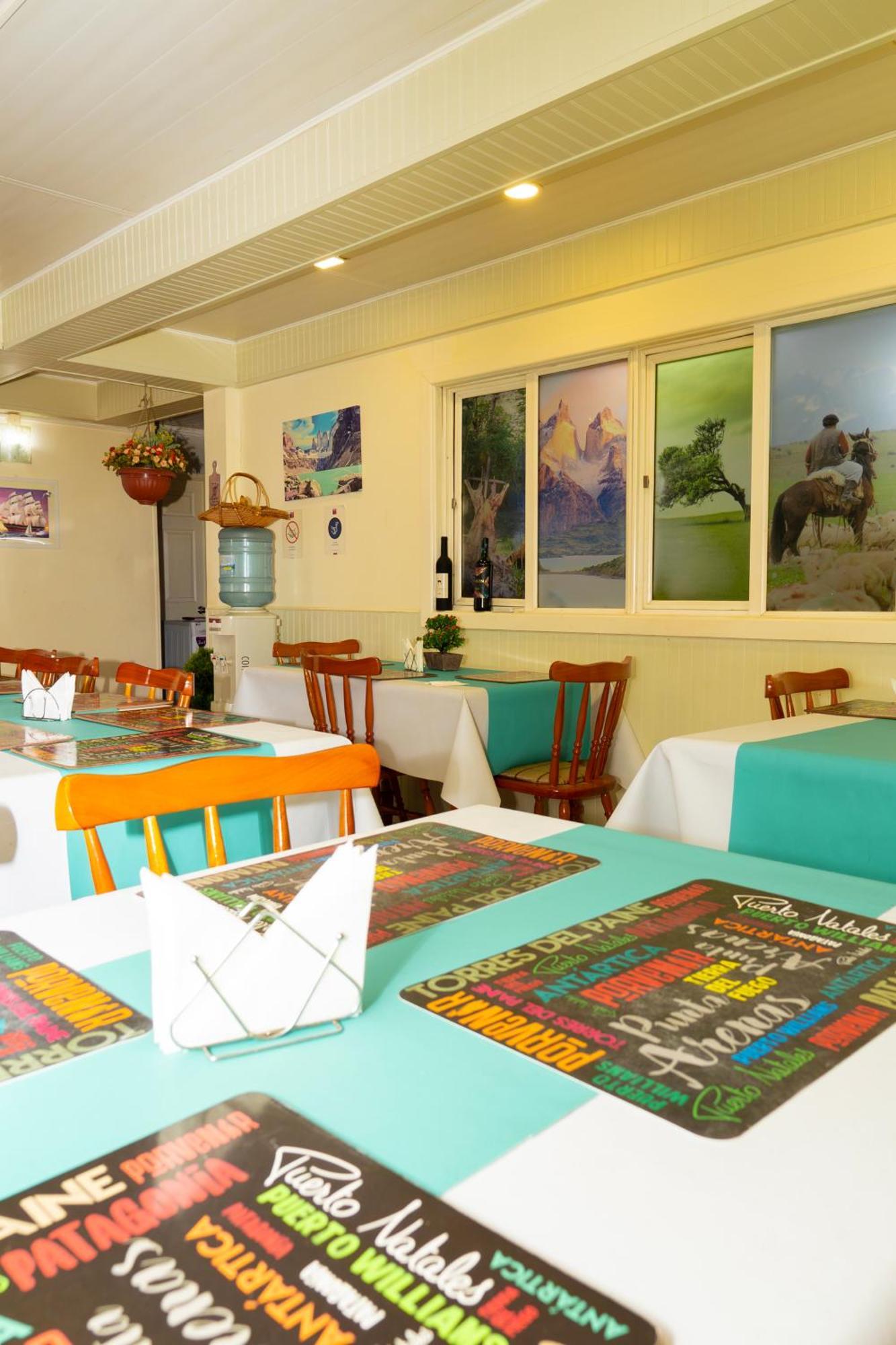 Hostal Del Tuto Punta Arenas Exterior photo